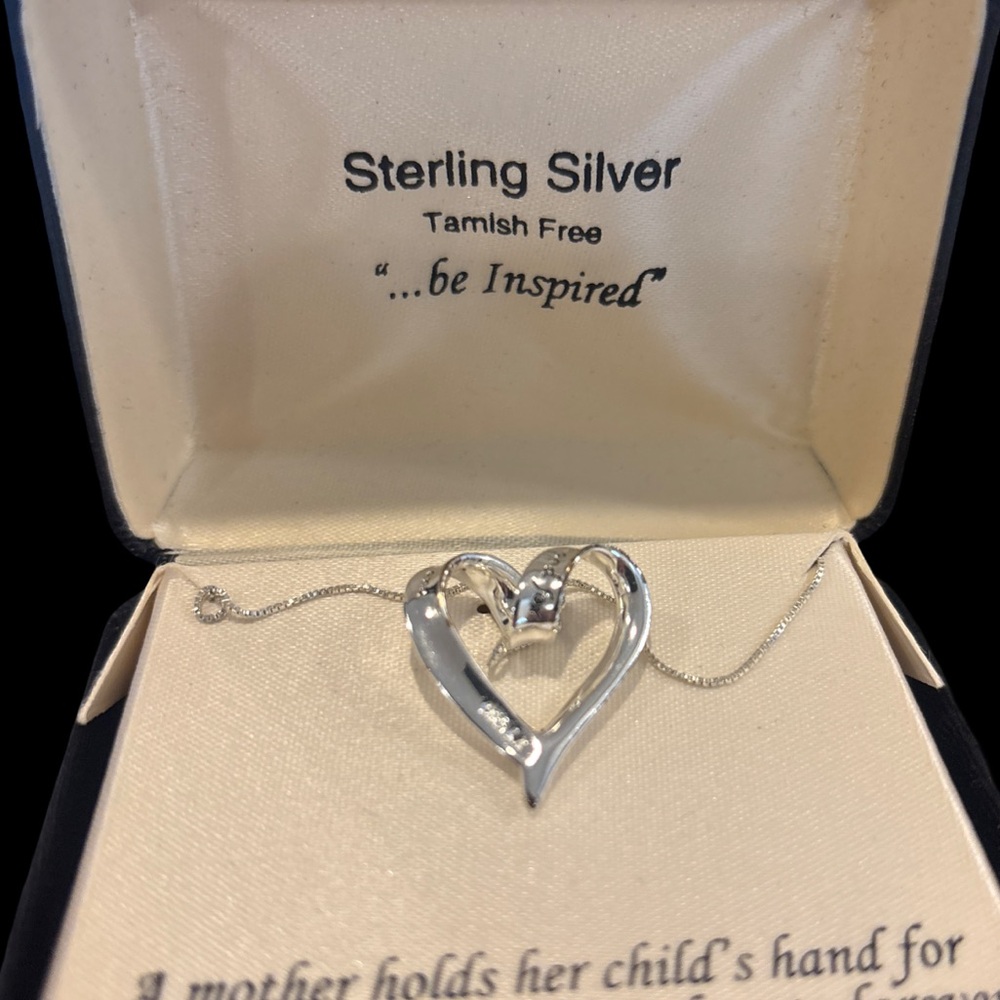 925 Sterling Silver Necklace Timeless - Mother Holds A Child's Hand